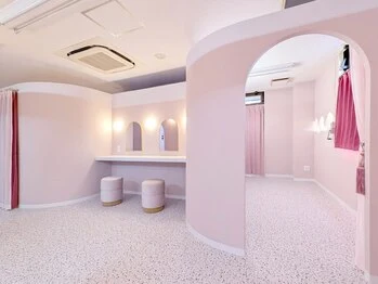 南越谷店 店内ギャラリー